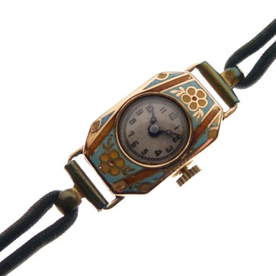 Lot 212 - Lady's 9ct gold and enamel cocktail watch