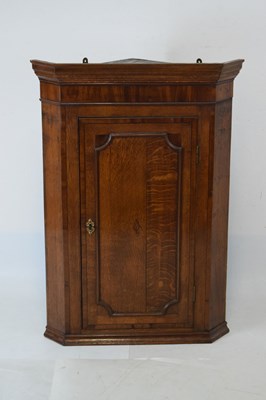 Lot 633 - Corner cupboard