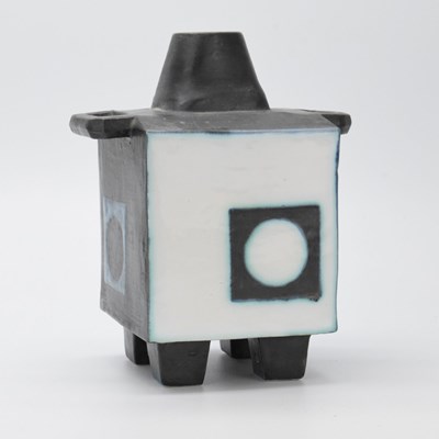 Lot 482 - Troika cube vase