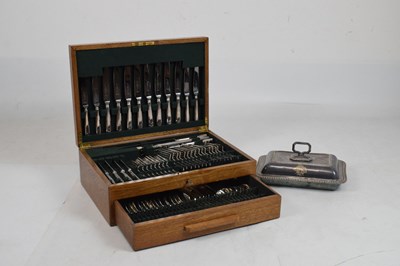 Lot 484 - Art Deco oak-cased eight setting silver plated canteen and plated entrée dish