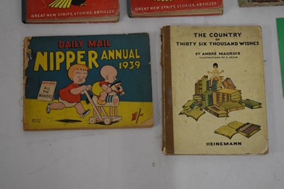 Lot 159 - Quantity of children's annuals