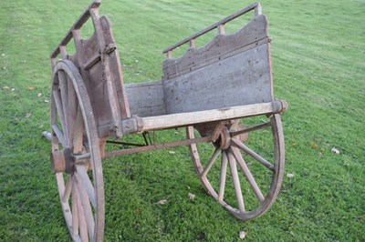 Lot 530 - Antique wooden cart