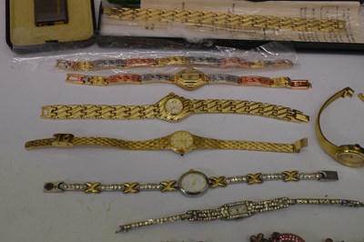 Lot 73 - Collection of modern wristwatches, gilt metal watch straps