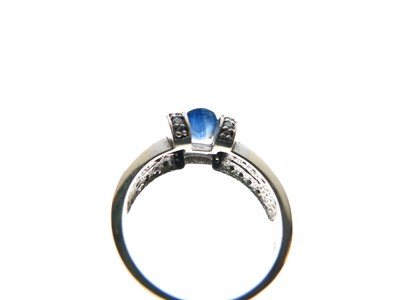 Lot 4 - Sapphire and diamond dress ring