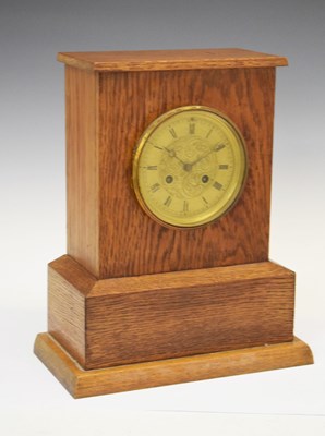 Lot 432 - Oak cased mantel clock with movement by Rollin