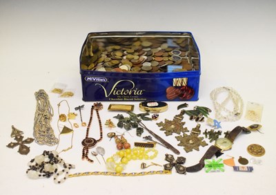 Lot 200 - Quantity of GB and World coinage together with a small quantity of costume jewellery