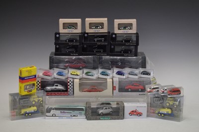 Lot 238 - Quantity of HO 1:87 scale and other model vehicles