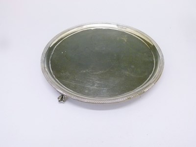 Lot 71 - Late Victorian silver salver