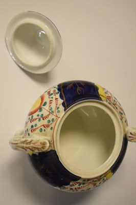 Lot 269 - Group of 19th Century ceramics