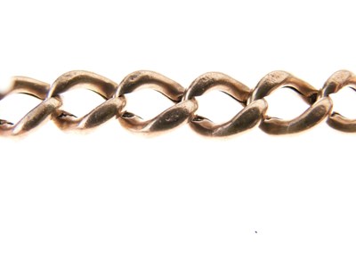 Lot 34 - '9c' yellow metal curb-link chain