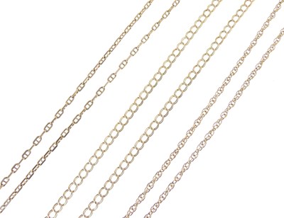 Lot 39 - Three various 9ct gold necklaces