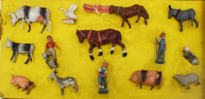 Lot 251 - Crescent Toys 'Model Farm' boxed set