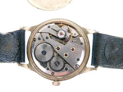 Lot 57 - Garrard - Gentleman's 9ct gold cased wristwatch