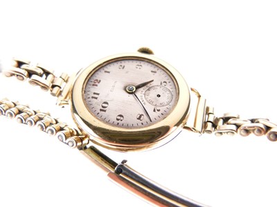 Lot 61 - Elgin - Lady's 18K gold cased wristwatch