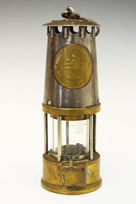 Lot 198 - The Protector Lamp & Lighting Co. Ltd. 'Type 6' M&Q Safety Lamp