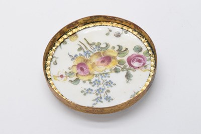 Lot 317 - Mid 18th Century French porcelain box