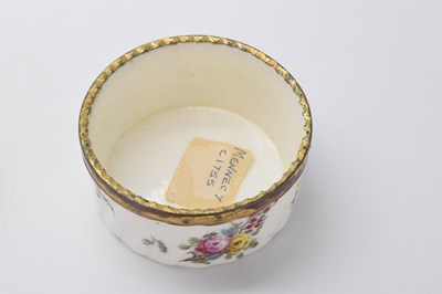 Lot 317 - Mid 18th Century French porcelain box