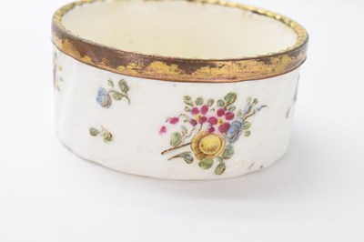 Lot 317 - Mid 18th Century French porcelain box