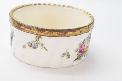 Lot 317 - Mid 18th Century French porcelain box