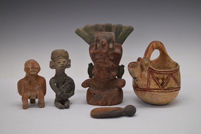 Lot 174 - Five items of Pre Columbian style pottery