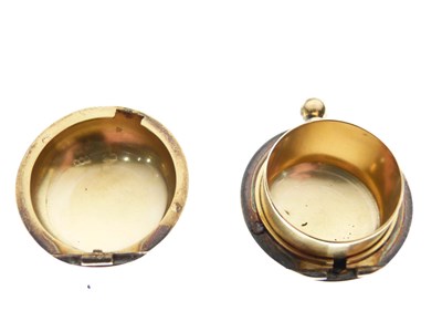 Lot 52 - Victorian 18ct gold sovereign case