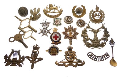 Lot 158 - Quantity of military cap badges