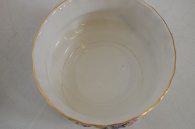 Lot 305 - Extensive Royal Albert 'Moss Rose' pattern dinner service