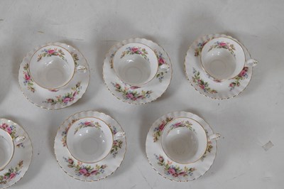 Lot 305 - Extensive Royal Albert 'Moss Rose' pattern dinner service