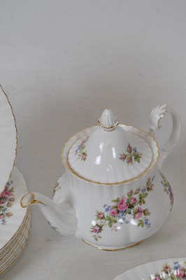 Lot 305 - Extensive Royal Albert 'Moss Rose' pattern dinner service