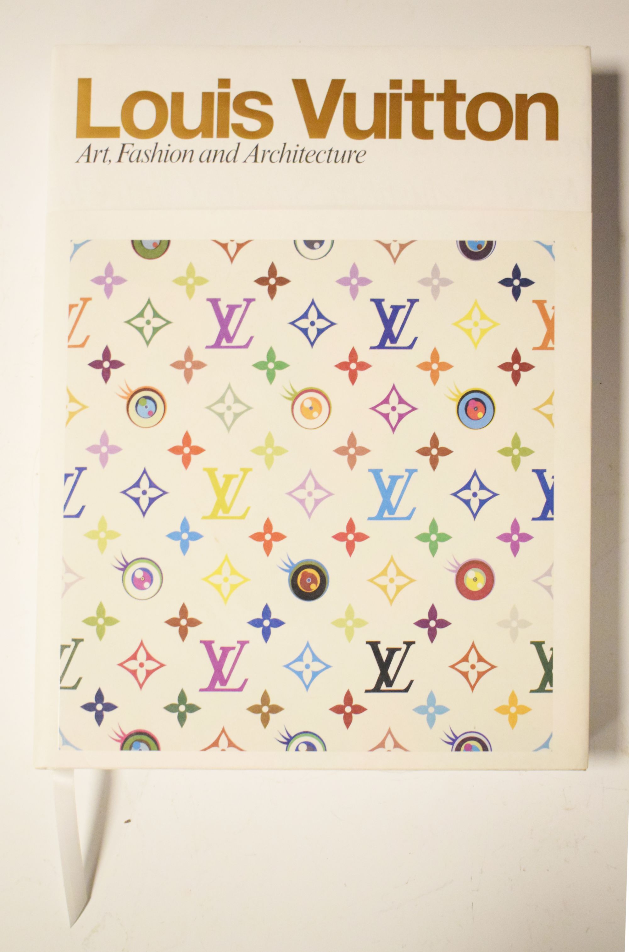 Lot 128 - 'Louis Vuitton - Art, Fashion & Architecture