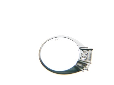 Lot 6 - Princess cut diamond cluster ring