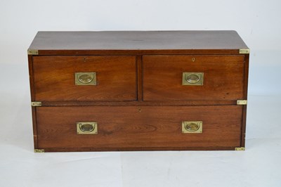 Lot 406 - Top section of a campaign chest