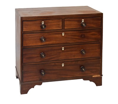 Lot 416 - Victorian mahogany chest of drawers