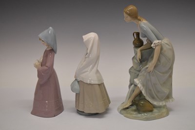 Lot 326 - Quantity of Nao porcelain figures, and Lladro figure