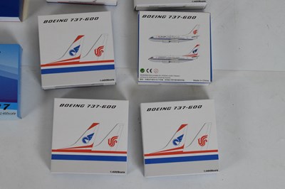 Lot 306 - Twenty-seven boxed 1:400 scale model planes