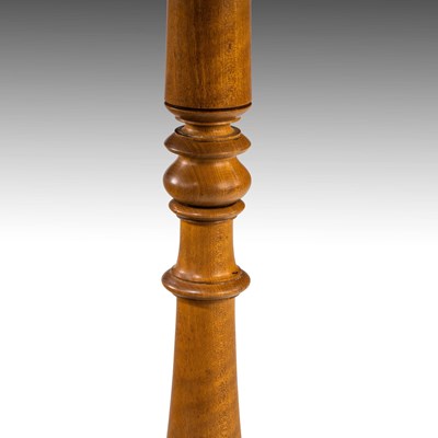 Lot 557 - Satinwood pedestal wine table