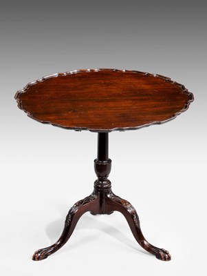 Lot 571 - Mahogany piecrust top tripod occasional table