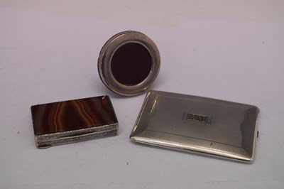 Lot 119 - Art Deco silver cigarette case, agate box and Concorde photo frame