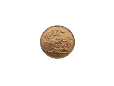 Lot 175 - Edward VII gold sovereign 1907