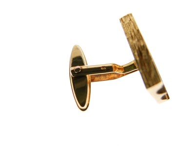 Lot 74 - Pair of 9ct gold cufflinks