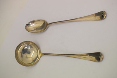 Lot 95 - Matched suite of George V silver Hanoverian rat-tail cutlery