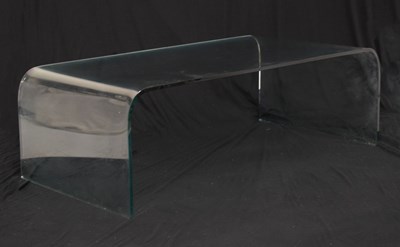 Lot 548 - Contemporary glass coffee table