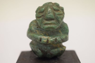 Lot 155 - Antiquities - Pre Columbian carved green stone figure