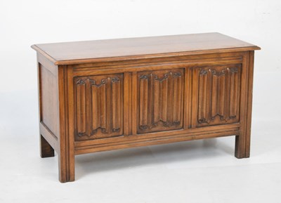 Lot 629 - Mid 20th Century oak linenfold coffer