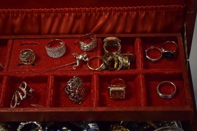 Lot 98 - Large selection of costume jewellery
