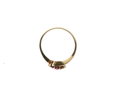 Lot 13 - 18ct gold, ruby and diamond three-stone ring