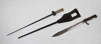 Lot 289 - French model 1886 Lebel Epée bayonet and German 1898 bayonet