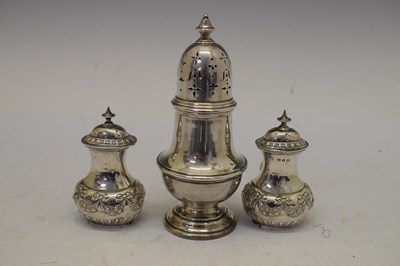 Lot 139 - Collection of small silver items