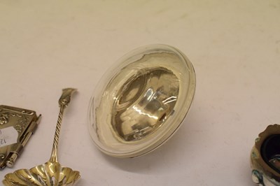 Lot 139 - Collection of small silver items