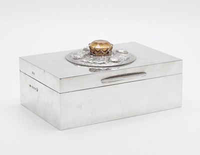 Lot 68 - Elizabeth II silver cigarette box - Padgett & Braham Ltd